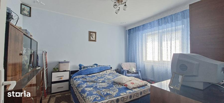 Apartament cu 3 camere în Est