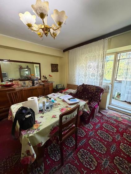 Apartament cu 2 camere semidecomandat în Titan