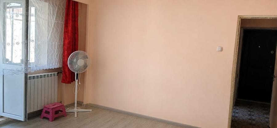 Apartament cu 2 camere semidecomandat în Nufărul
