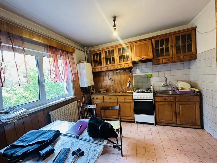 Apartament cu 3 camere decomandat, mobilat în Mănăștur