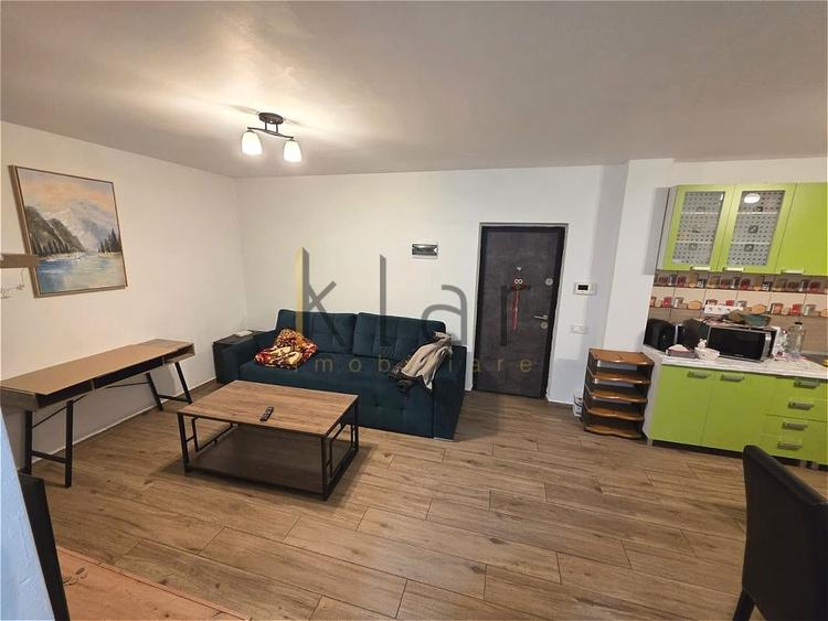 Apartament cu 2 camere semidecomandat, mobilat în Florești