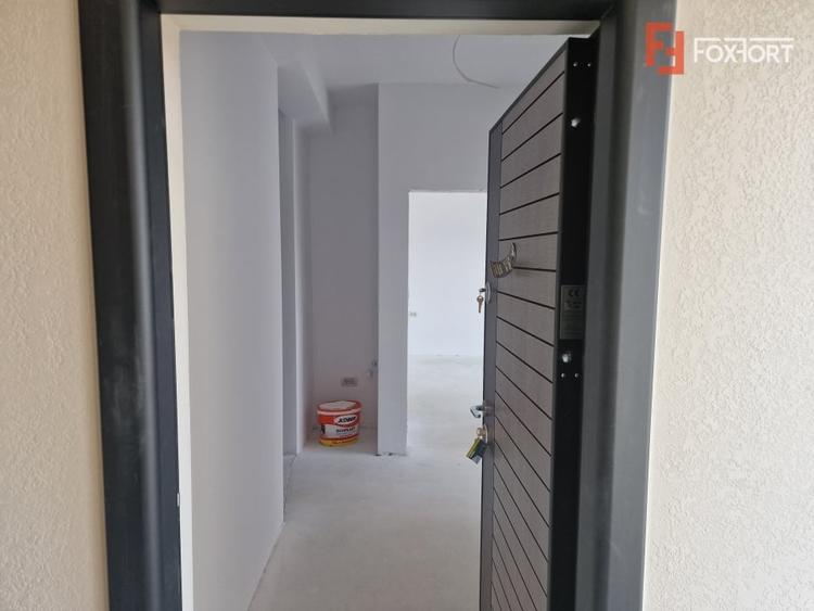 Apartament cu 3 camere la etajul 2 - zona Bucovat - 11