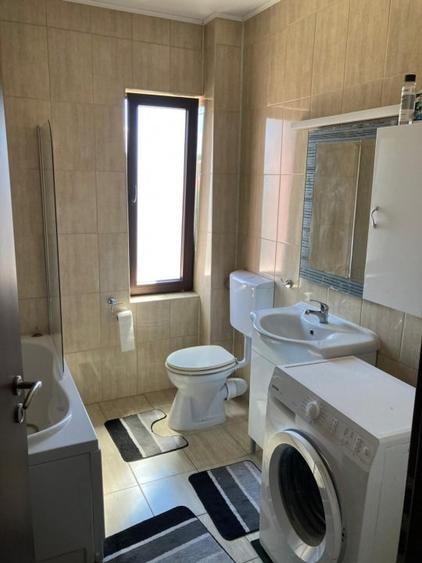 Duplex cu 6 camere cu Canalizare în Simion Bărnuțiu