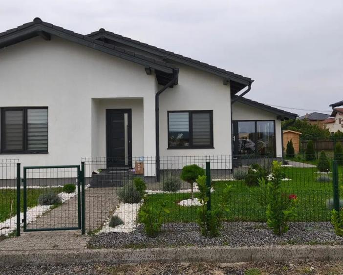 Casă cu 3 camere cu Teren 510 Mp în Sângeorgiu de Mureș