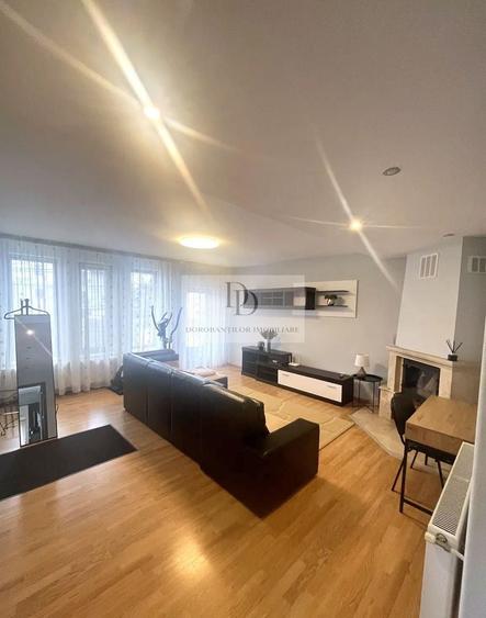 Apartament cu 3 camere decomandat, mobilat în Europa
