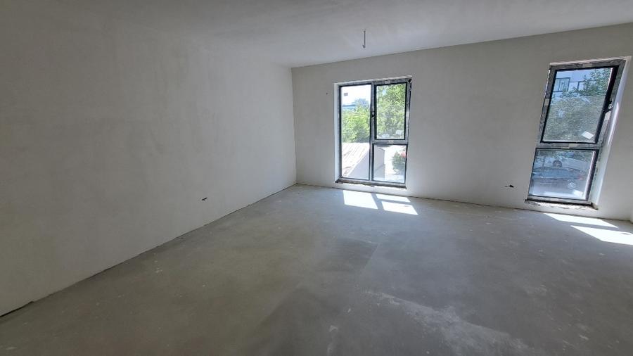 Apartament cu 2 camere decomandat în Jiului
