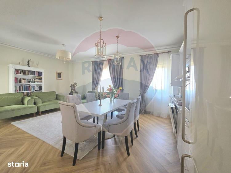 Apartament cu 4 camere în Unirii