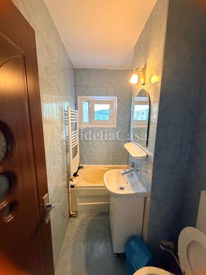 Apartament cu 3 camere în Alexandru cel Bun