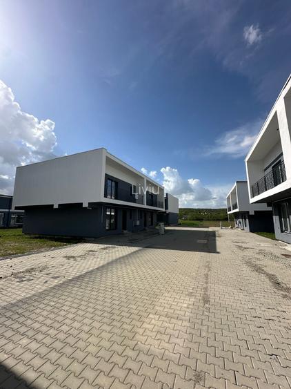 Direct proprietar-Duplex in Rasinari liniste si priveliste superba