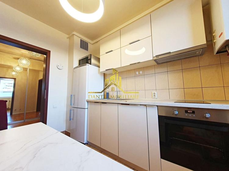 Apartament cu 2 camere semidecomandat, mobilat în Ultracentral