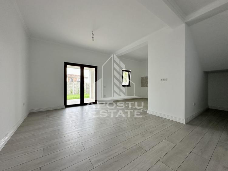 Duplex cu 4 camere cu Canalizare în Dumbrăvița