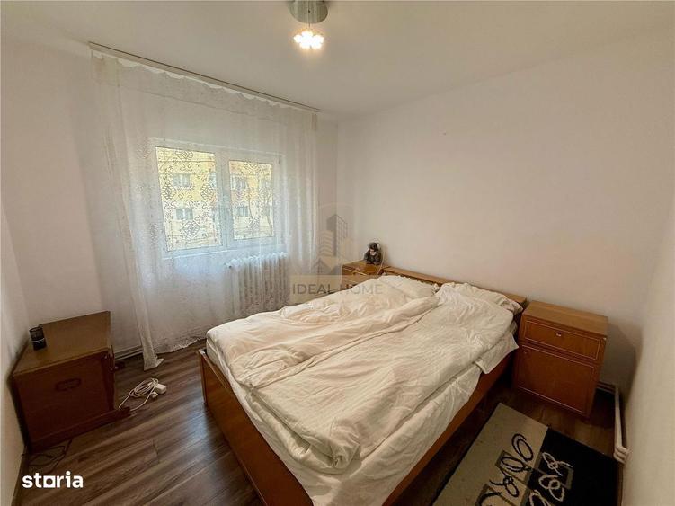 Apartament cu 3 camere decomandat în Gară