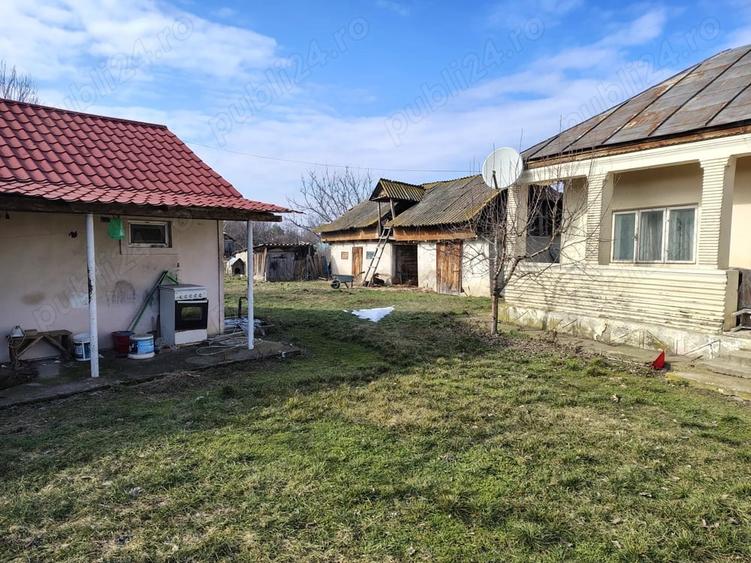 Teren de 1200 mp, în Garoafa