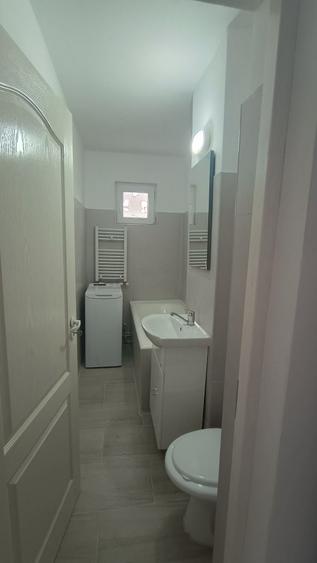 Apartament cu 2 camere în Micro 15