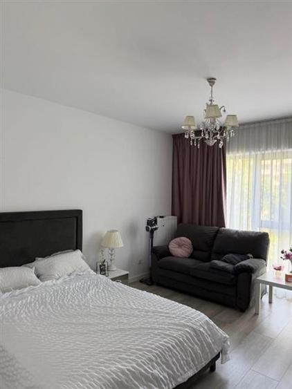 Apartament cu 3 camere decomandat, mobilat în Drumul Taberei