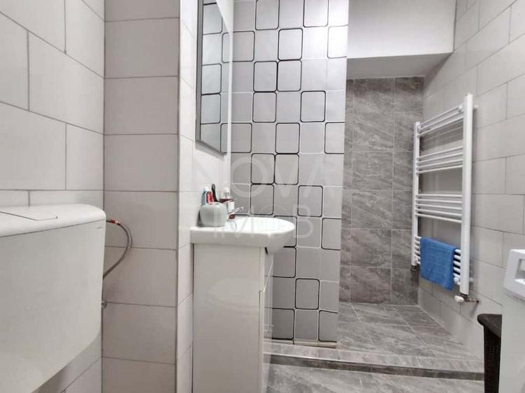 Apartament cu 3 camere decomandat, mobilat în Orașul de Jos