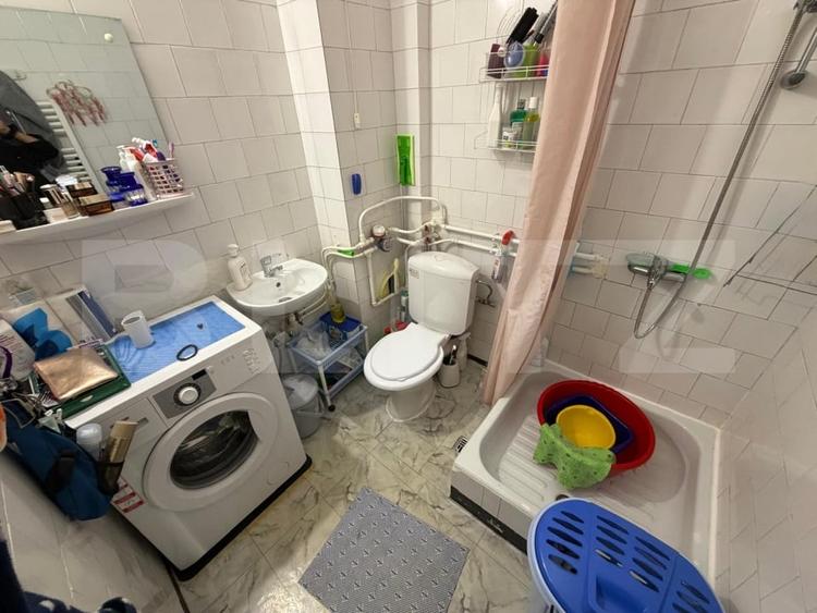 Garsonieră decomandată, mobilată în Gruia