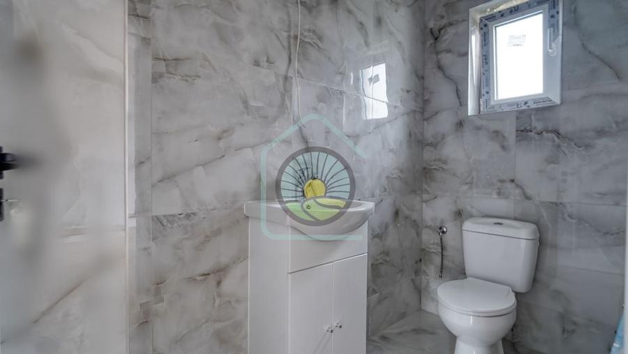 Duplex cu 4 camere cu Canalizare în Sânpetru