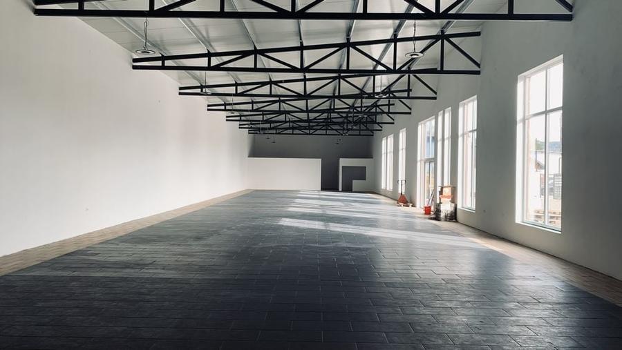 Spațiu comercial, de 450 mp, în Central