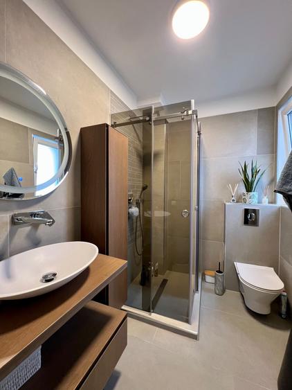 Duplex cu 4 camere cu Canalizare în Dezmir