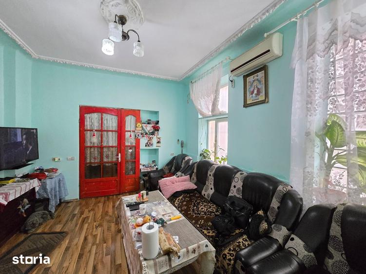 Apartament cu 3 camere în Centrul Istoric
