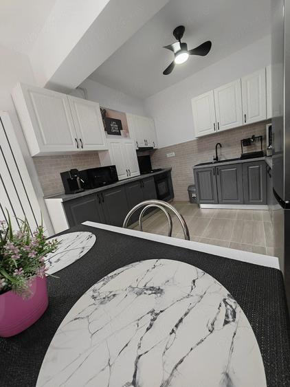 Apartament cu 2 camere decomandat în Exterior Vest