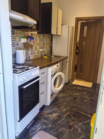 Apartament cu 2 camere decomandat în Piața Centrală
