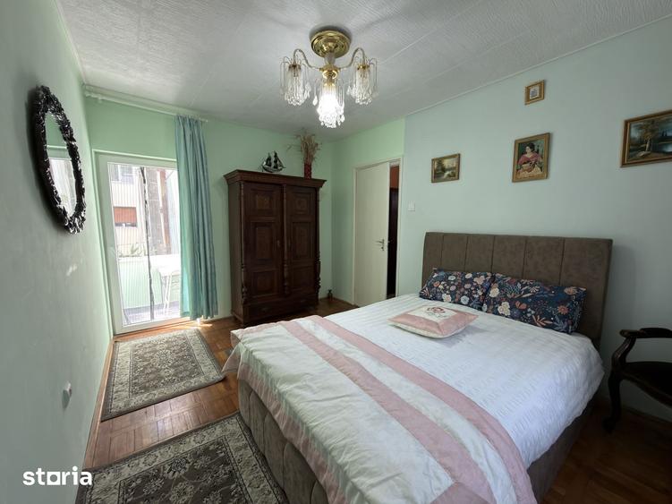 Apartament 2 camere, etaj 1, 45 mp - zona Circumvalatiunii - 12