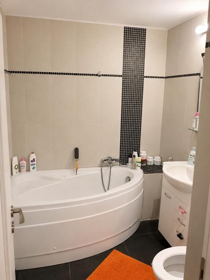 Apartament cu 2 camere semidecomandat, mobilat în 13 Septembrie