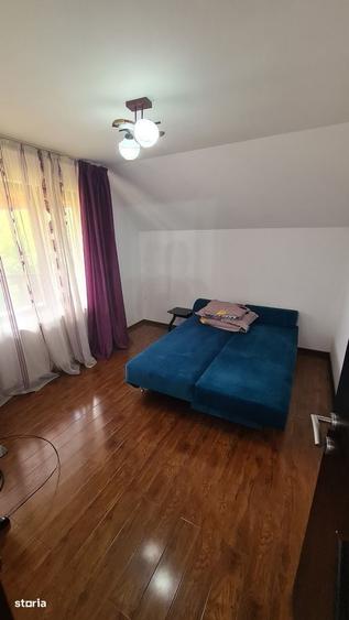 Casă cu 4 camere în Mănicești
