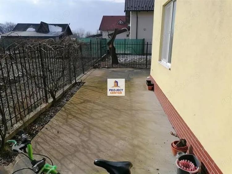 Casă cu 4 camere în Central