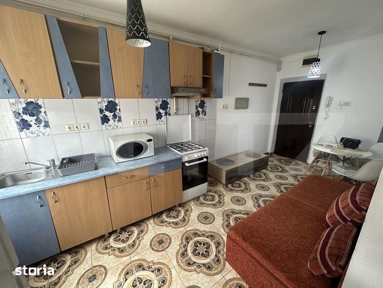 Apartament cu 2 camere decomandat în Micro 15
