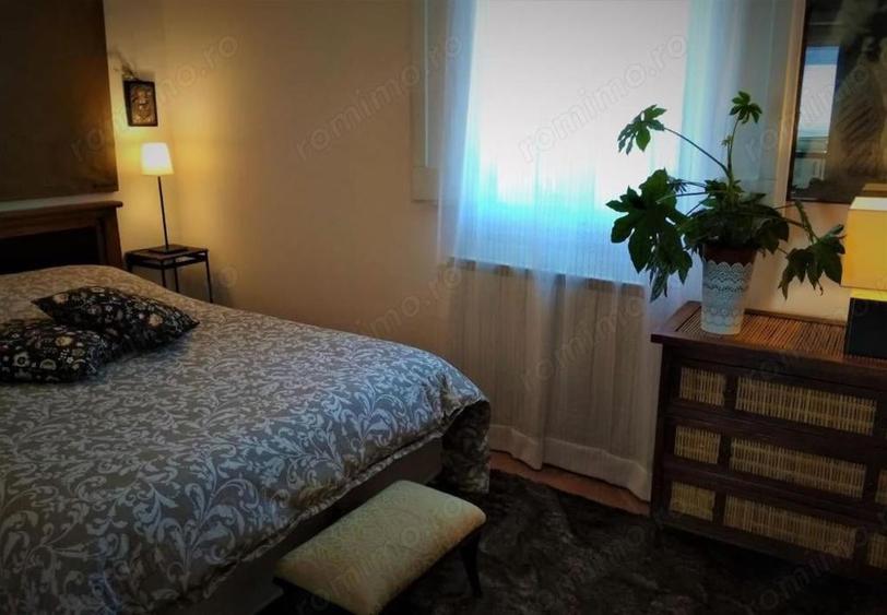 Apartament cu 3 camere decomandat în Giurgiului