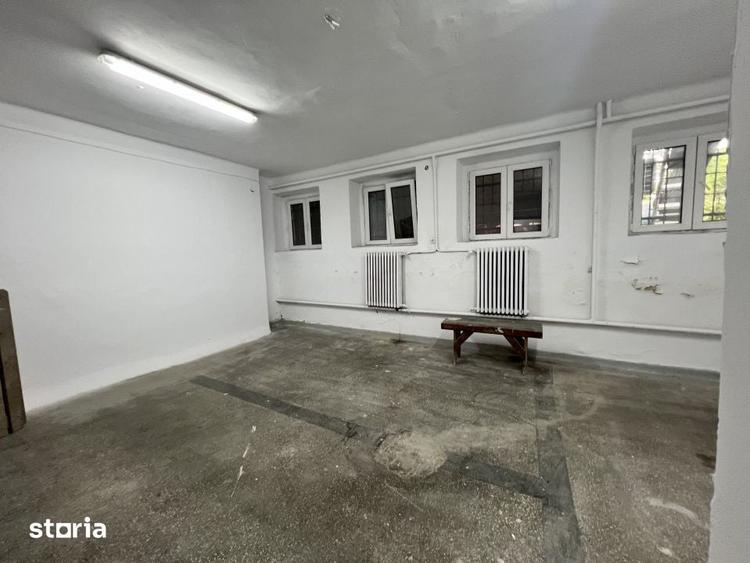 Spațiu comercial, de 125 mp, în Gruia