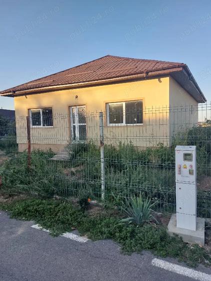 Casă cu 2 camere în Ulmi