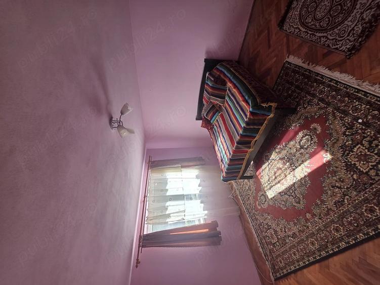 Casă cu Teren 100 Mp în Pianu