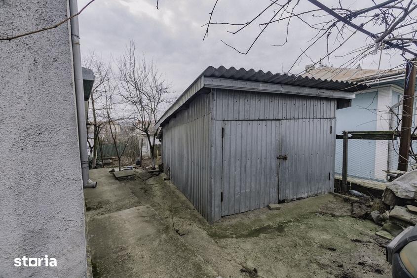 Casă cu 5 camere cu Teren 594 Mp în Trușești