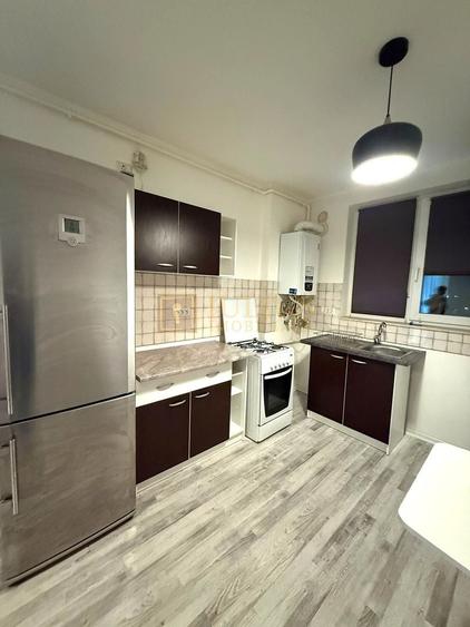 Apartament cu 2 camere decomandat, mobilat în Torontalului