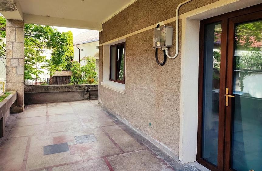 Casă cu 3 camere cu Teren 500 Mp în Ultracentral