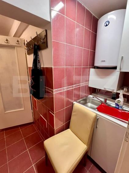 Garsonieră decomandată, mobilată în Central