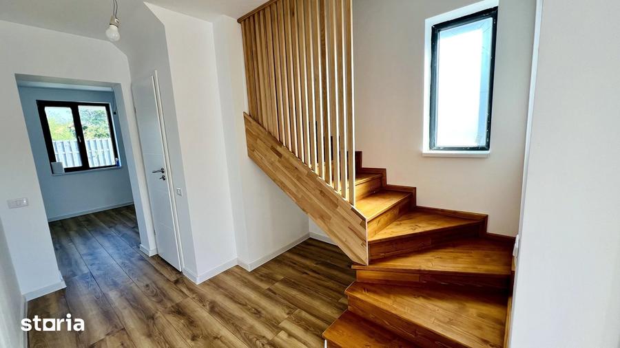 Casă cu 5 camere cu Teren 300 Mp în Prelungirea Ghencea