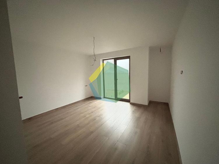 Duplex cu 5 camere cu Garaj în Jilava