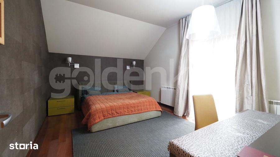 Casă cu 5 camere cu Teren 750 Mp în Central