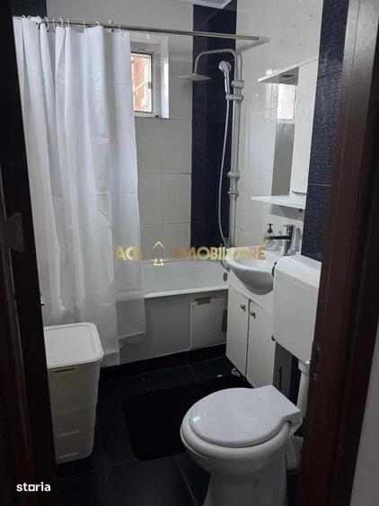 Apartament cu 3 camere în Drumul Taberei
