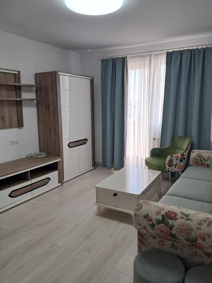 Apartament cu 2 camere semidecomandat în Hipodrom 2