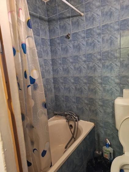 Garsonieră decomandată în Girocului
