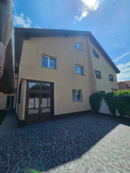 Duplex cu 5 camere cu Teren 200 Mp în Ampoi 3