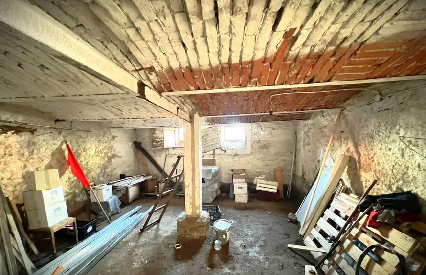 Apartament cu 2 camere decomandat, mobilat în Brașovul Vechi