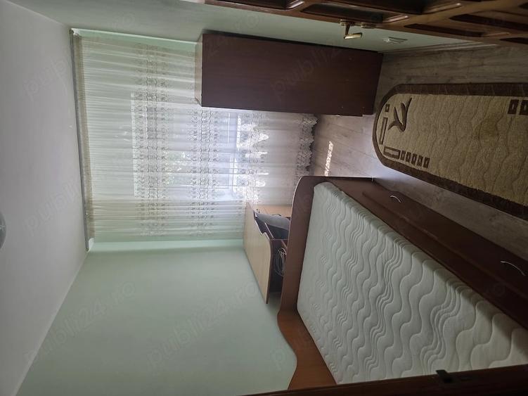 Apartament cu 3 camere decomandat în Micro 17