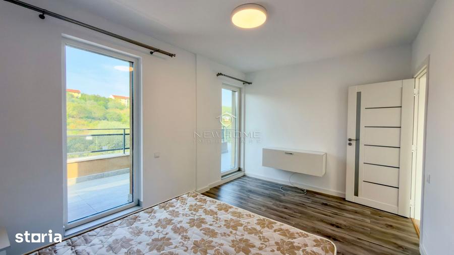 Apartament cu 3 camere semidecomandat, mobilat în Florești